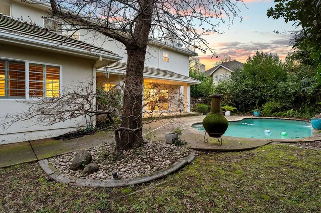 $1,795,000 | 5 Latham Lane, Sacramento, CA 95864