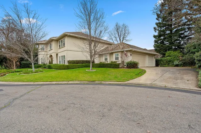 $1,795,000 | 5 Latham Lane, Sacramento, CA 95864