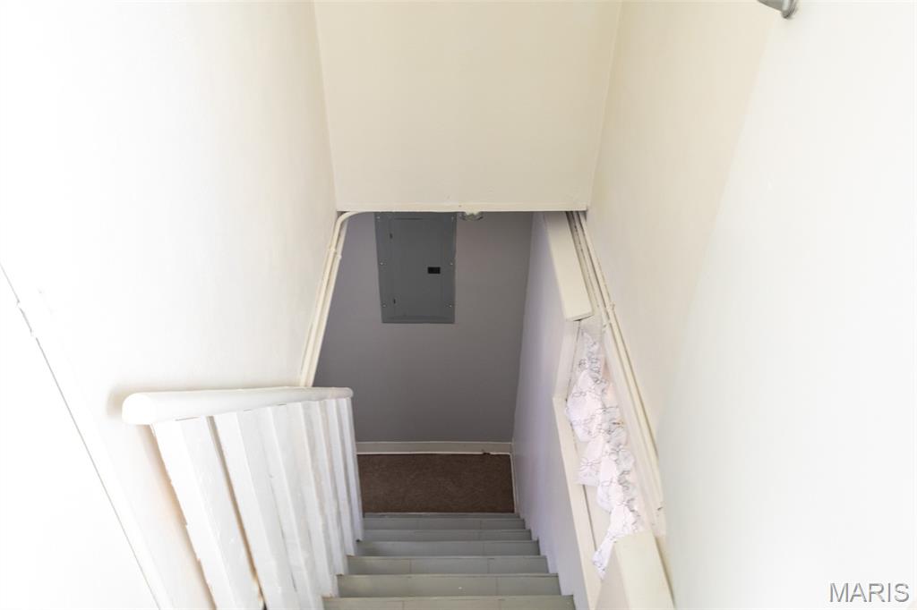 8570 North Avenue St. John, MO 63114 - Photo 13 of 46