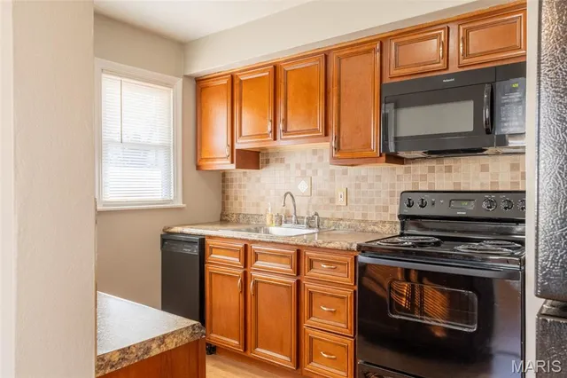 $179,000 | 8570 North Avenue, St. John, MO 63114