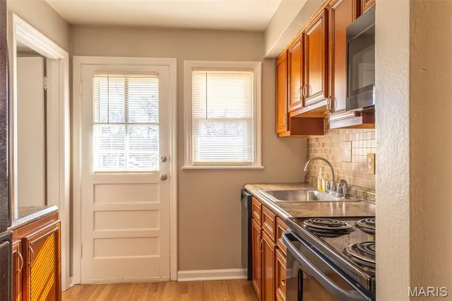 $179,000 | 8570 North Avenue, St. John, MO 63114