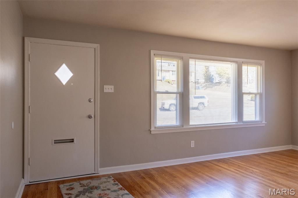 8570 North Avenue St. John, MO 63114 - Photo 3 of 46