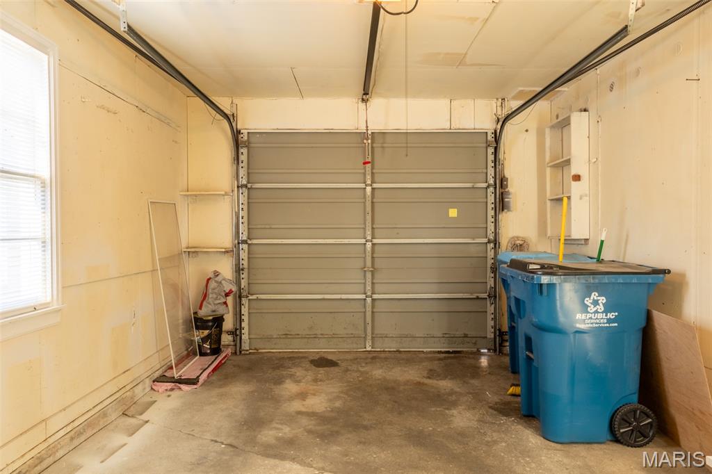 8570 North Avenue St. John, MO 63114 - Photo 34 of 46