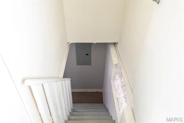 $179,000 | 8570 North Avenue, St. John, MO 63114