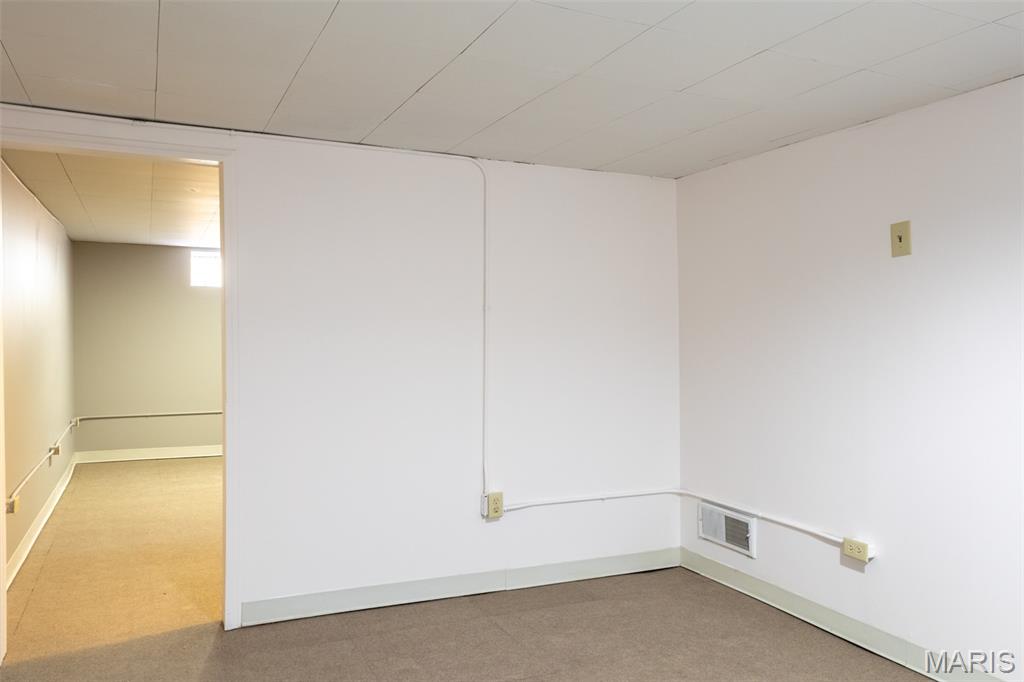 8570 North Avenue St. John, MO 63114 - Photo 42 of 46