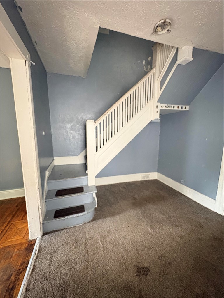 396-398 Ravine Avenue Rochester, NY 14613 - Photo 22 of 39 398 Stairs