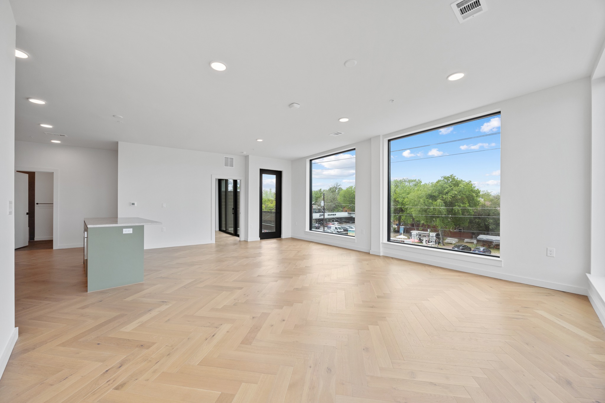 2209 South 1st Street, Unit 310 Austin, TX 78704 - Photo 10 of 29