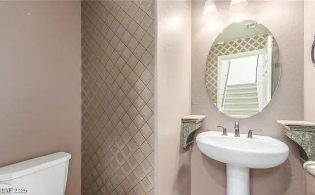 $2,750 | 12556 Skylight View Street, Las Vegas, NV 89138