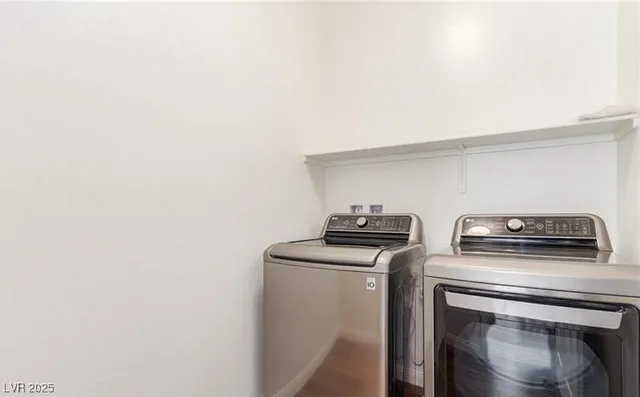 $2,750 | 12556 Skylight View Street, Las Vegas, NV 89138