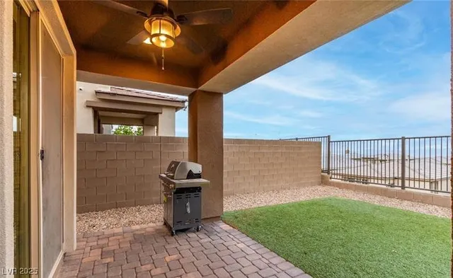 $2,750 | 12556 Skylight View Street, Las Vegas, NV 89138