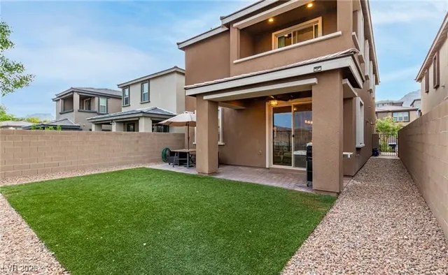 $2,750 | 12556 Skylight View Street, Las Vegas, NV 89138