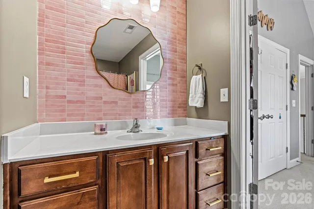 $750,000 | 2576 Shanklin Lane South, Denver, NC 28037