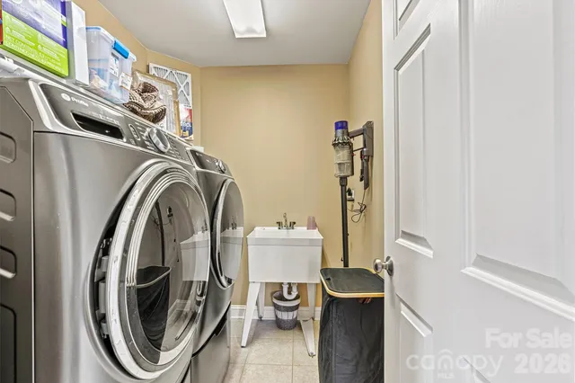 $750,000 | 2576 Shanklin Lane South, Denver, NC 28037