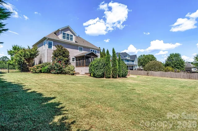 $750,000 | 2576 Shanklin Lane South, Denver, NC 28037