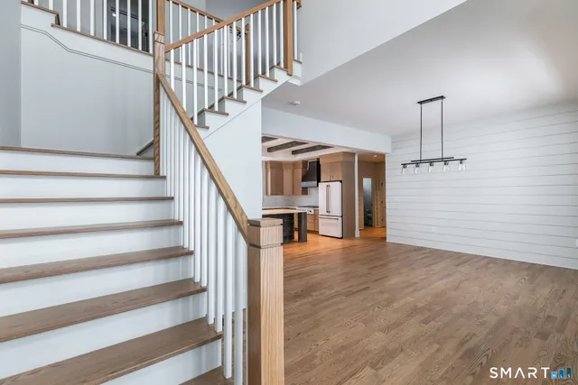 $1,375,000 | 195 Willow Creek Estates Drive, Southbury, CT 06488