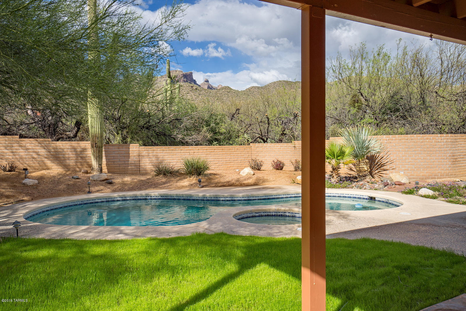 9405 East Ravine Trail Tucson, AZ 85749 - Photo 8 of 23