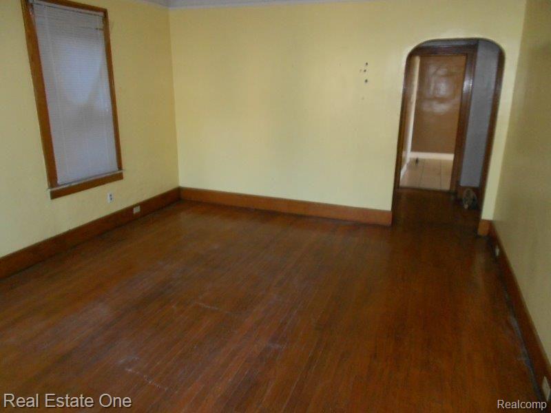 84 Oak Street River Rouge, MI 48218 - Photo 6 of 8 2011-01-01 00.00