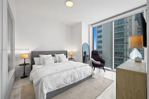 $990,000 | 700 Northeast 26th Terrace, Unit 2105, Miami, FL 33137