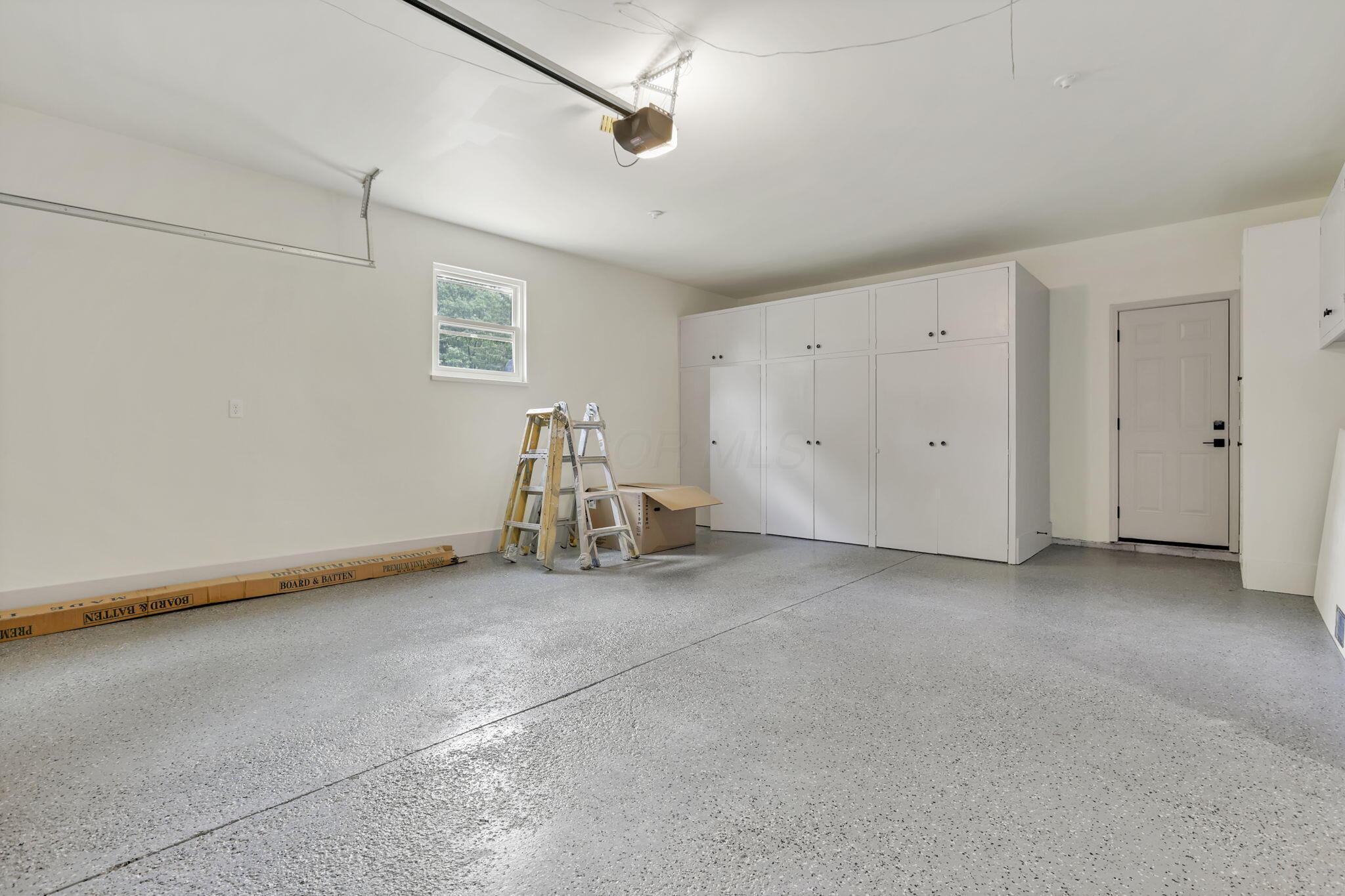 1285 Kingsgate Road Columbus, OH 43221 - Photo 43 of 50 Garage interior