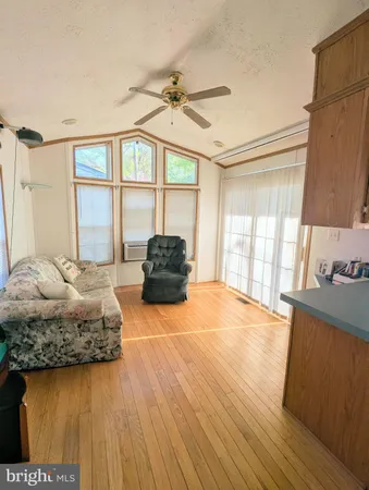 $65,000 | 2 Cub Avenue, Falling Waters, WV 25419