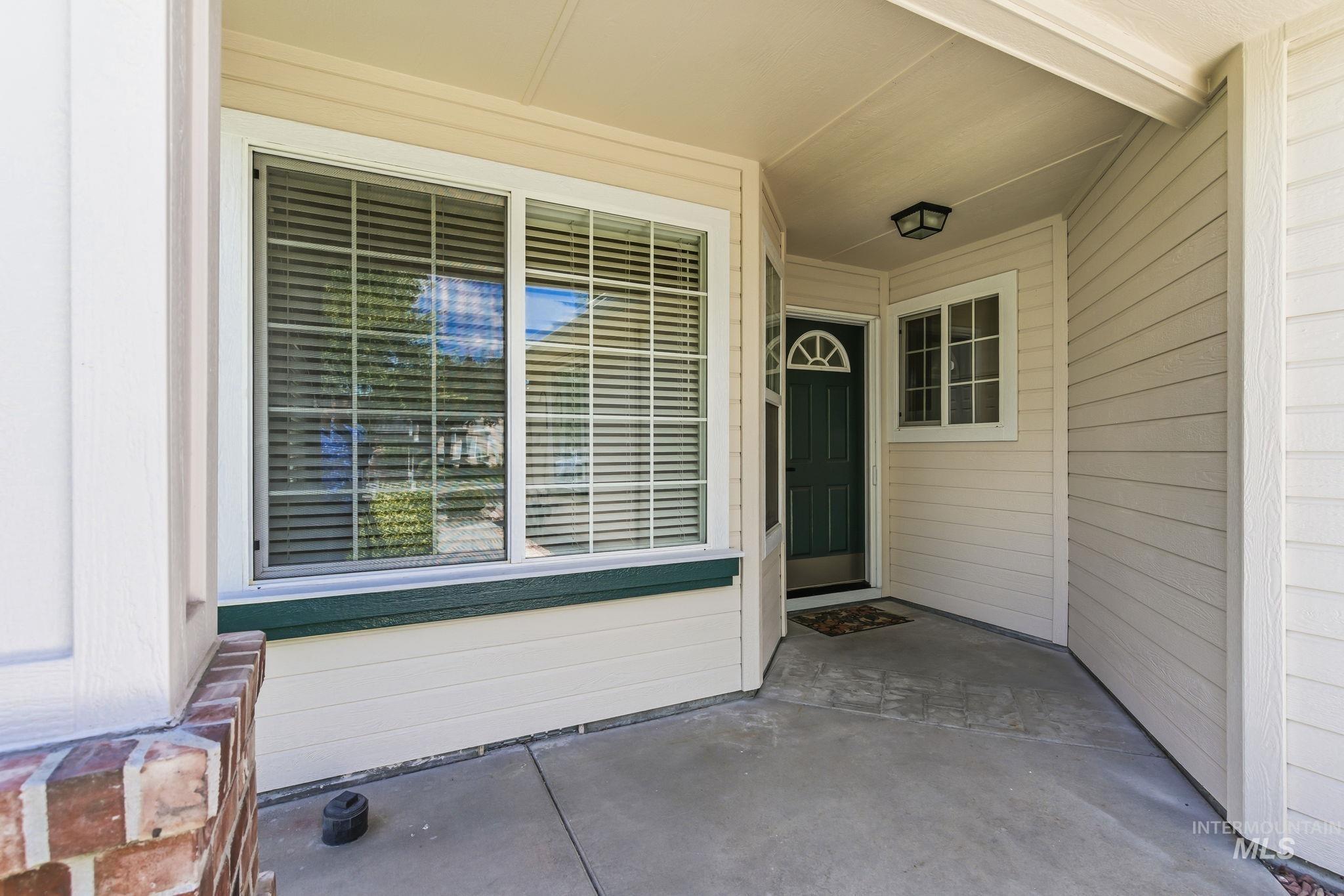 3277 West Fieldstream Lane Meridian, ID 83646 - Photo 4 of 45