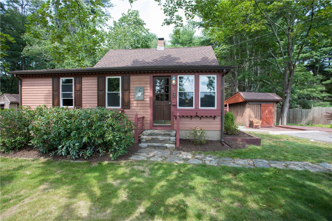 90 Skunk Hill Road Hopkinton, RI 02832 - Photo 4 of 35