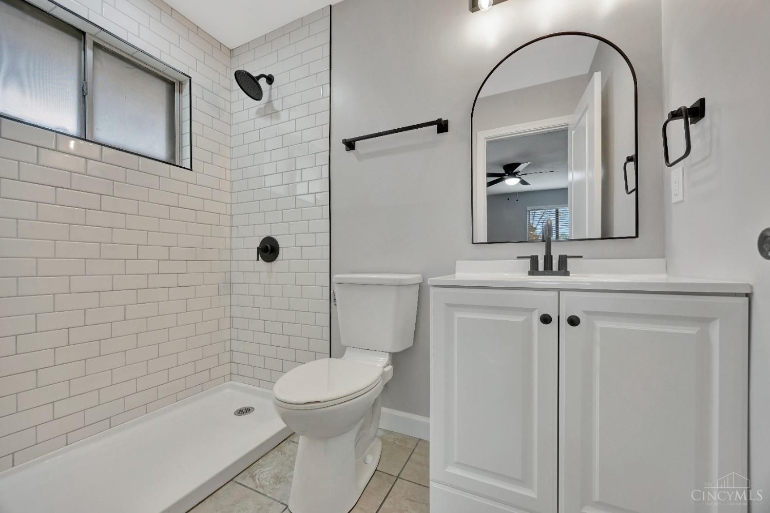 10590 Hadley Road Cincinnati, OH 45218 - Photo 17 of 25 Gallery Image 17