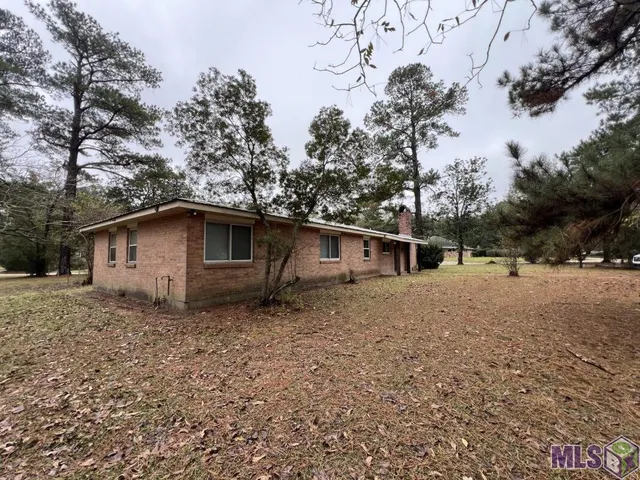 $1,800 | 4922 Sunnybrook Drive, Baton Rouge, LA 70814