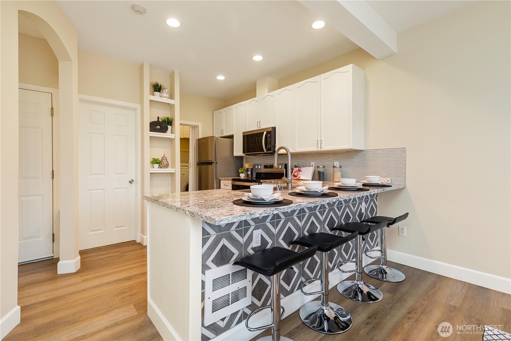 10909 Avondale Road Northeast, Unit P161 Redmond, WA 98052 - Photo 11 of 30