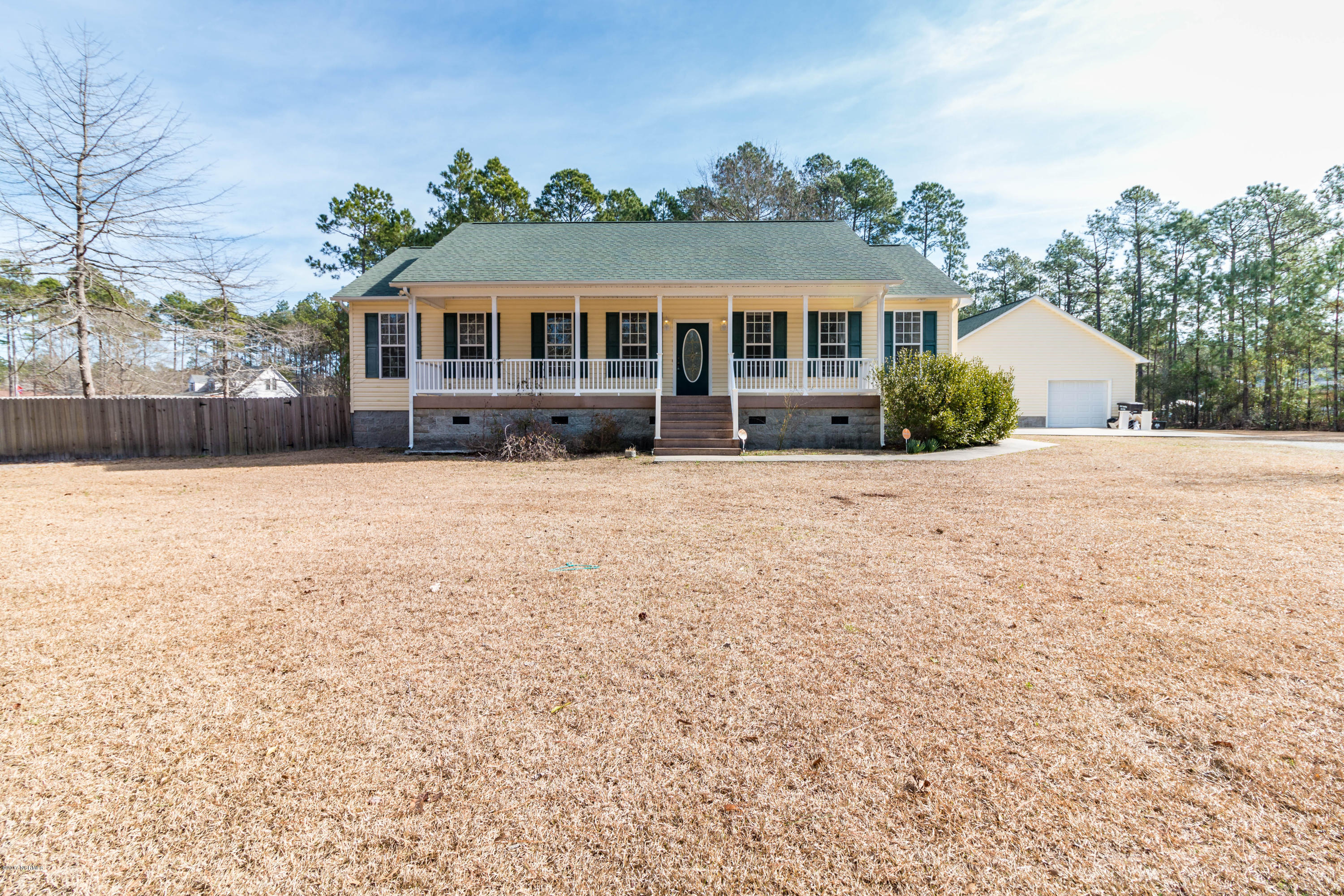 160 Lee Rogers Road Hubert, NC 28539 - Photo 1 of 27 img_3209-6_32840134866_o