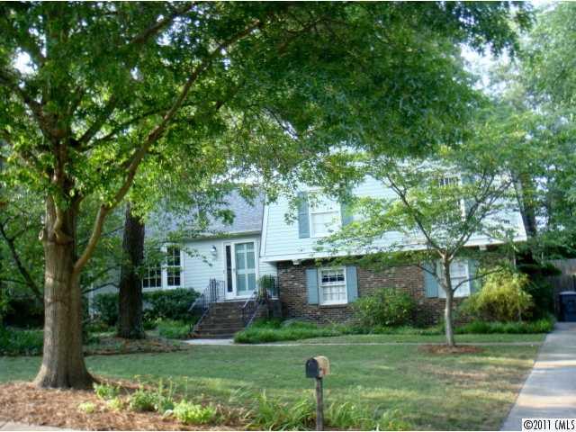8312 Castlekeep Road, Unit 17 Charlotte, NC 28226 - Photo 1 of 16 Gallery Image 1