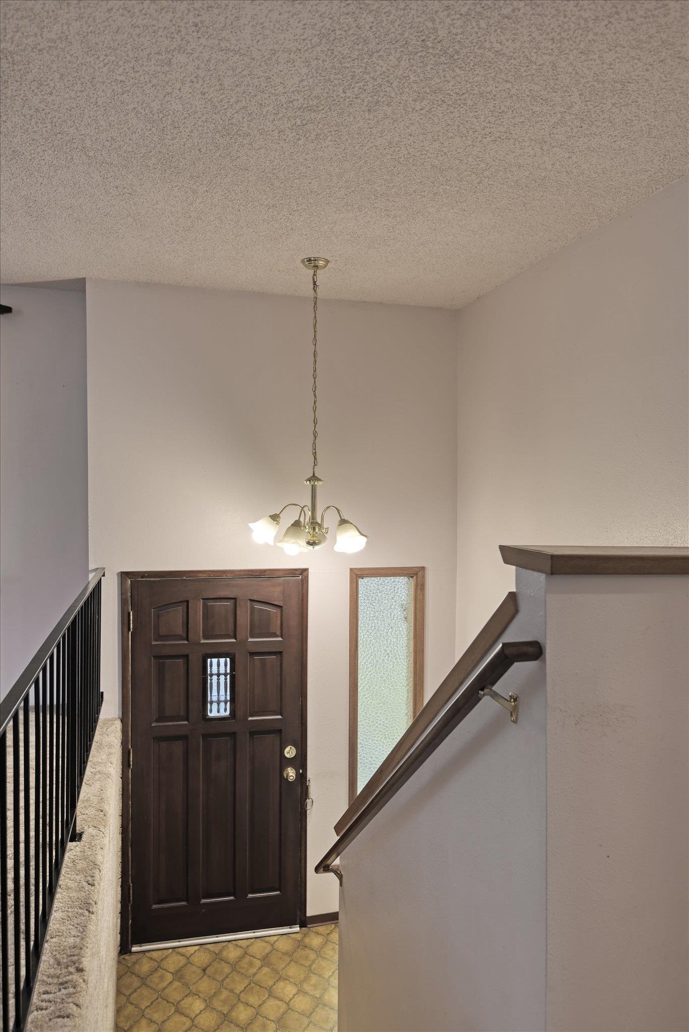 611 South Progress Road Spokane Valley, WA 99037 - Photo 3 of 40