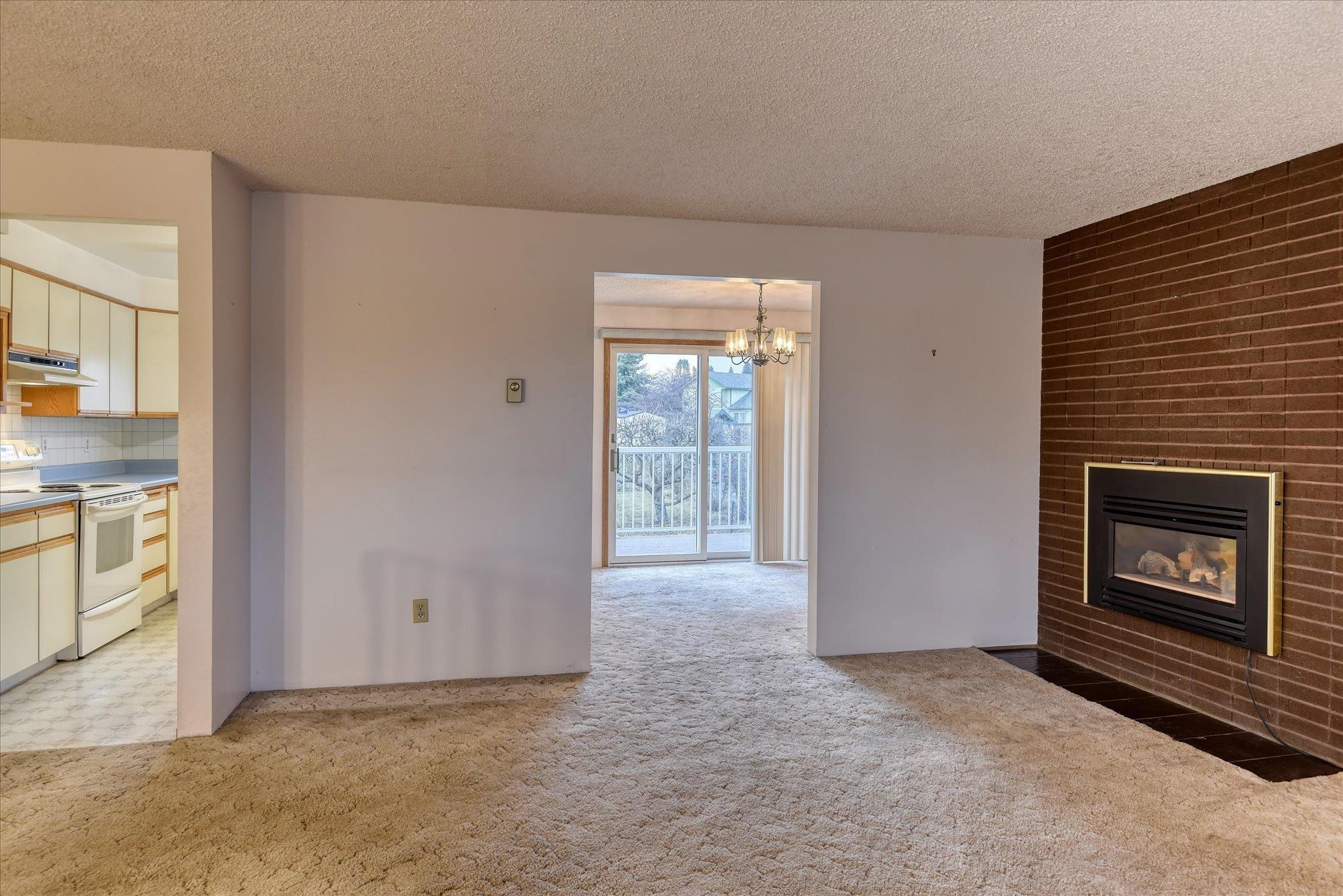 611 South Progress Road Spokane Valley, WA 99037 - Photo 8 of 40