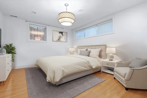 $975,000 | 1515 North Mohawk Street, Unit 1, Chicago, IL 60610