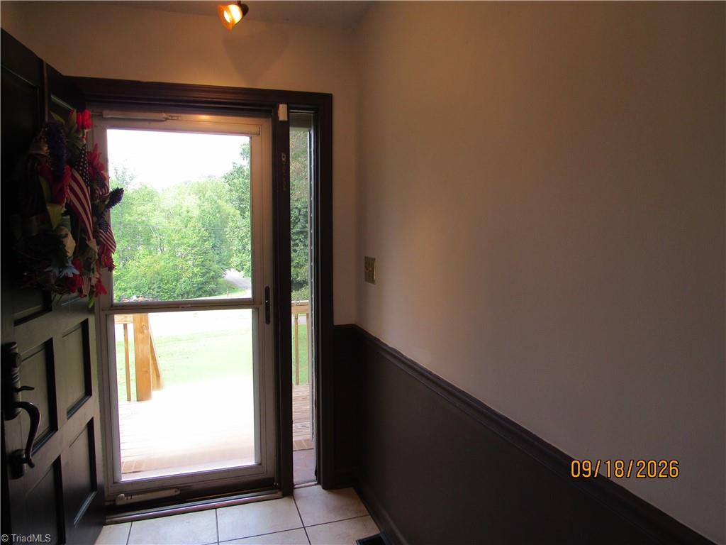 1721 Valley Brook Road Clemmons, NC 27012 - Photo 5 of 48 Front Door Entry