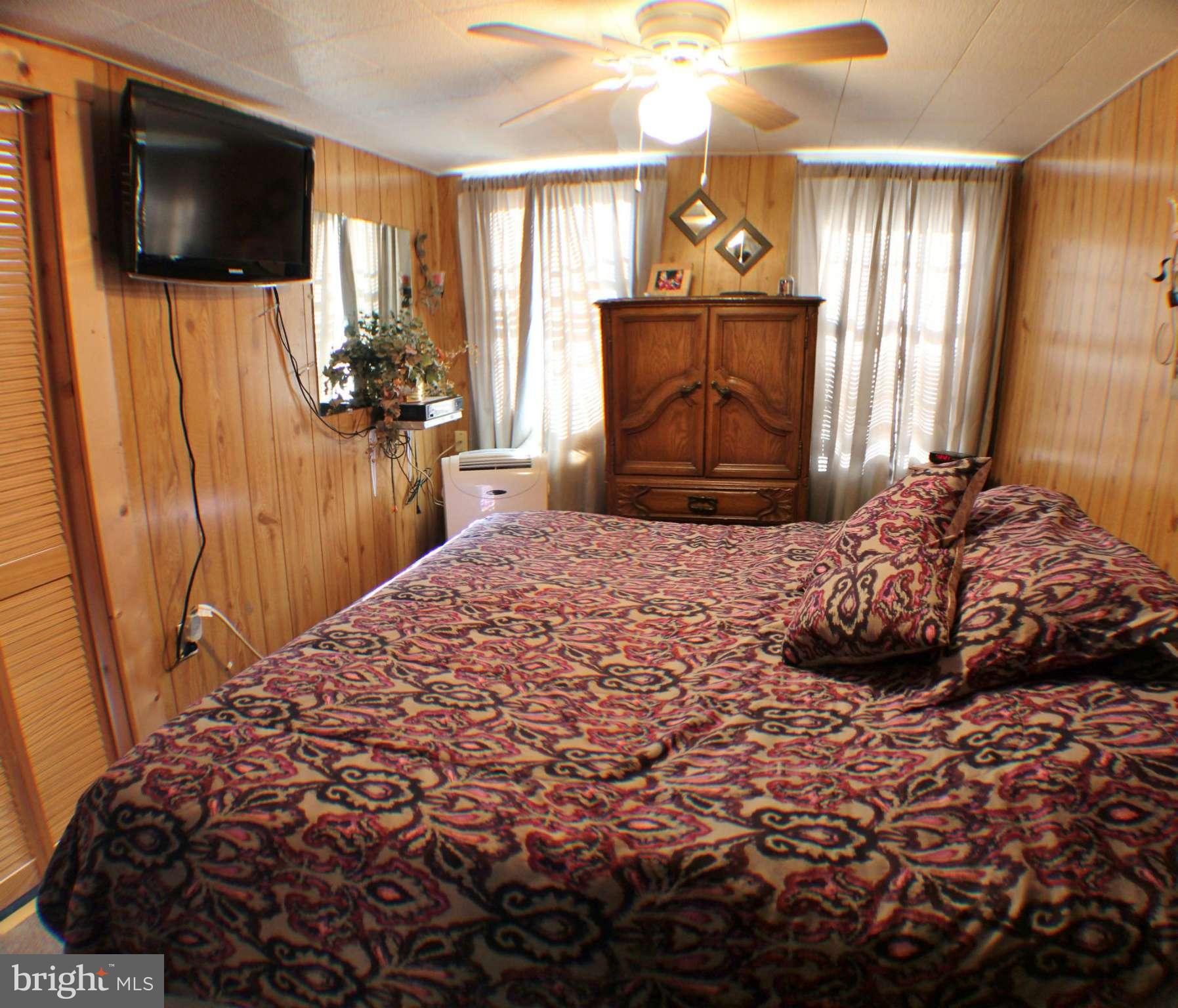8500 Frederick Road Ellicott City, MD 21043 - Photo 10 of 23 Bedroom (Master)