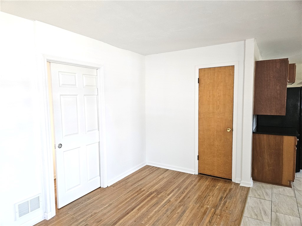 40 Chad Circle Greece, NY 14616 - Photo 7 of 17