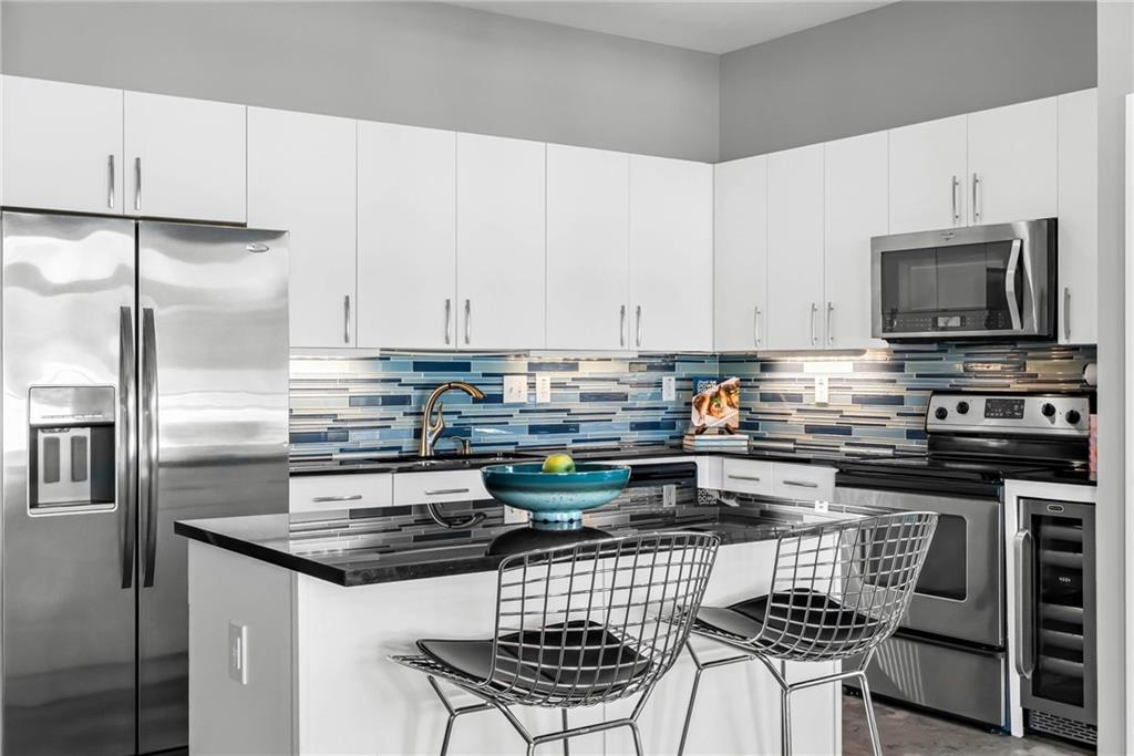 560 Dutch Valley Road Northeast, Unit 2315 Atlanta, GA 30324 - Photo 12 of 51 Gallery Image 12