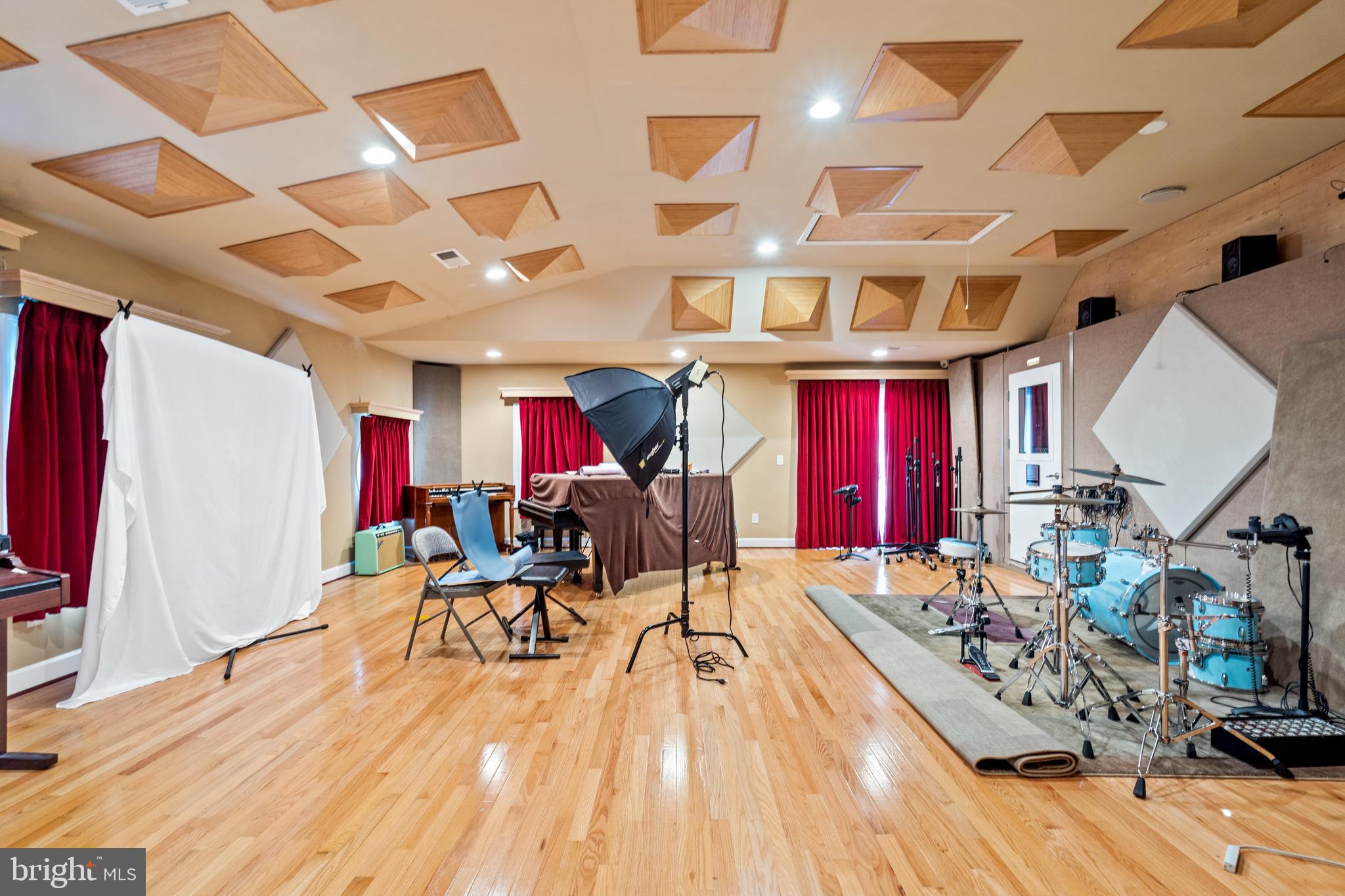 8925 Brook Road McLean, VA 22102 - Photo 101 of 130 Music recording studio above the pool house