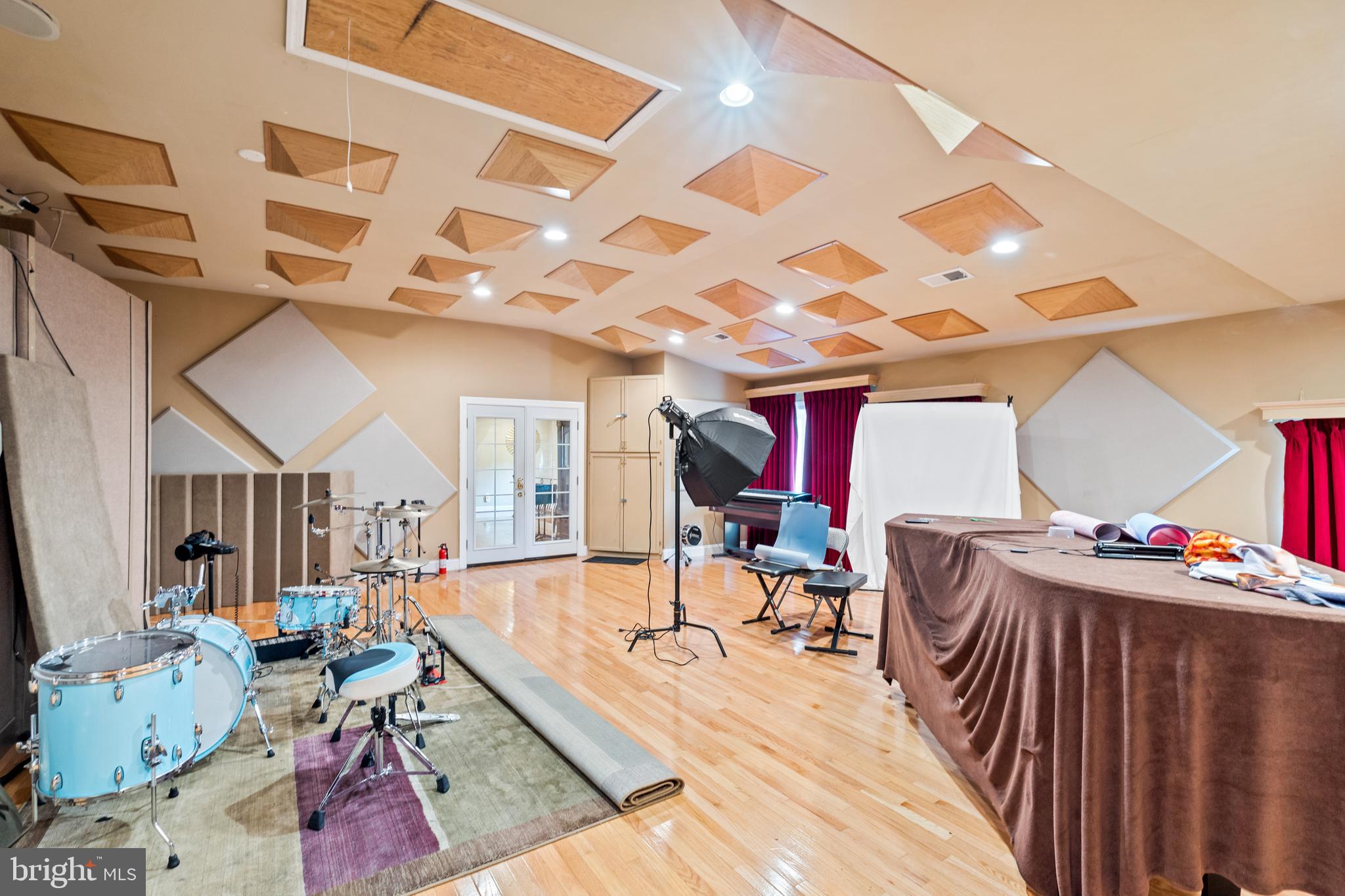 8925 Brook Road McLean, VA 22102 - Photo 102 of 130 Music recording studio above the pool house