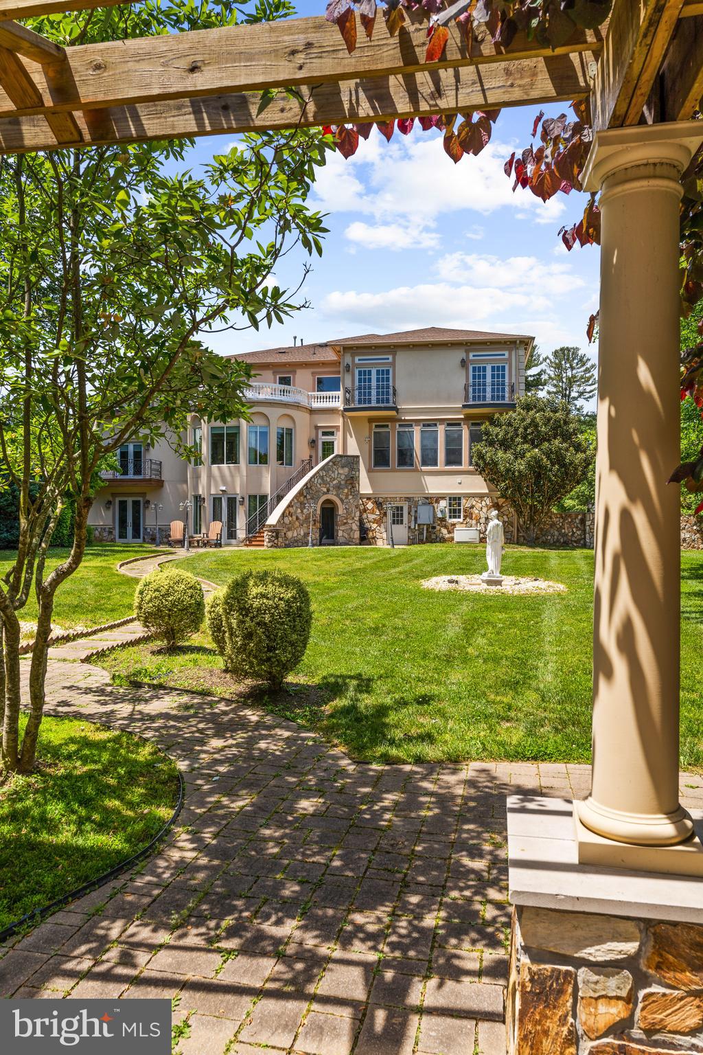 8925 Brook Road McLean, VA 22102 - Photo 123 of 130