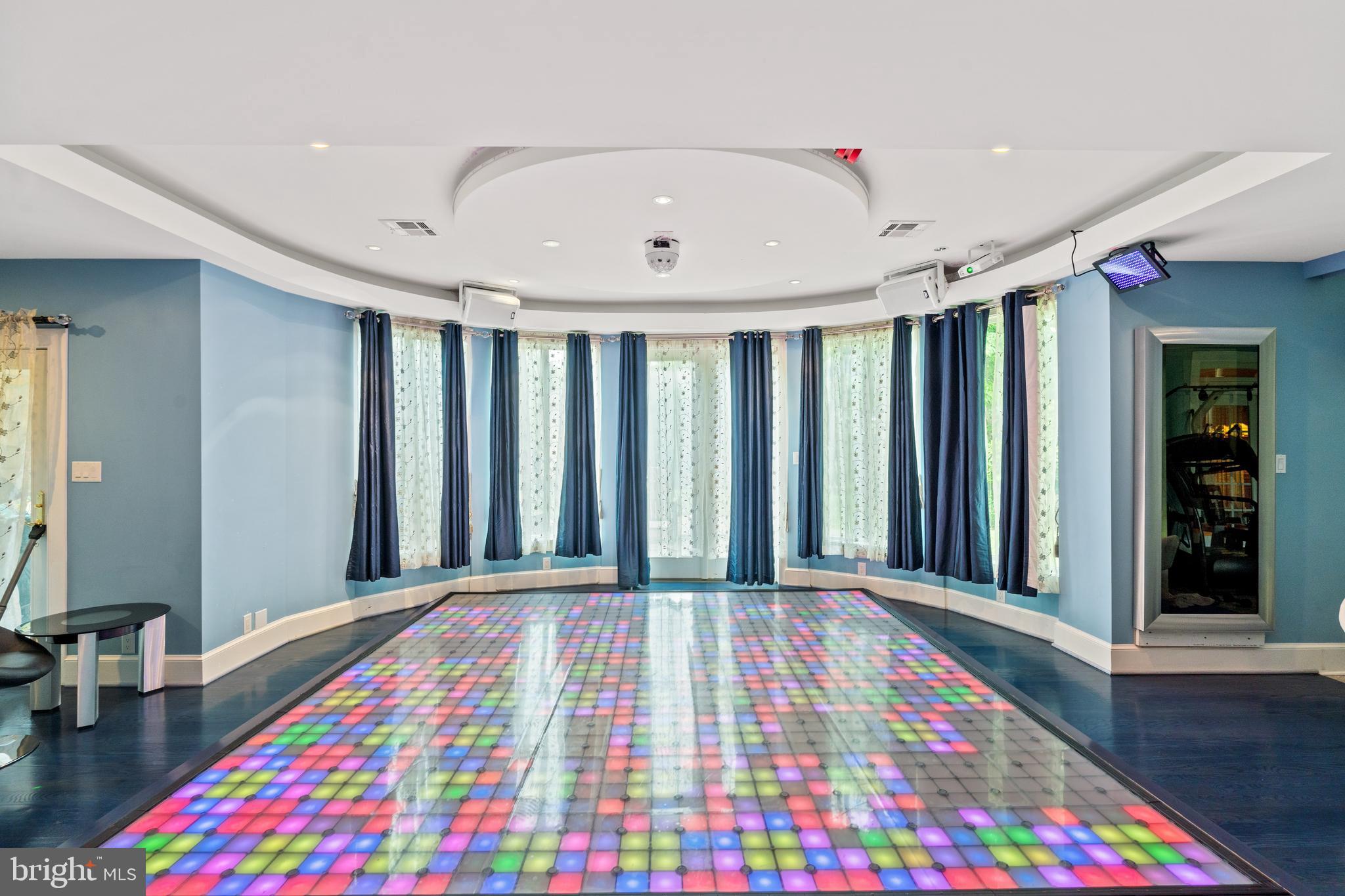 8925 Brook Road McLean, VA 22102 - Photo 85 of 130