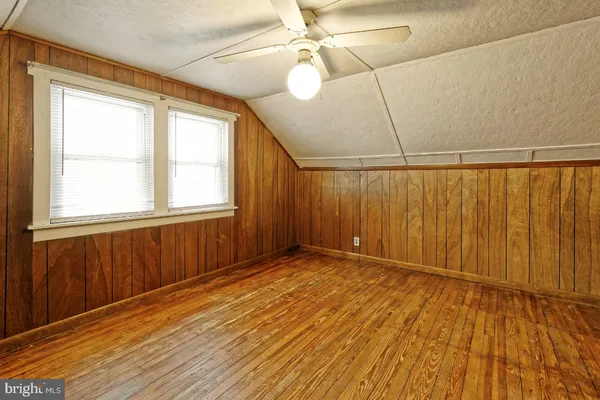 $379,900 | 102 Woodlynne Avenue, Pitman, NJ 08071