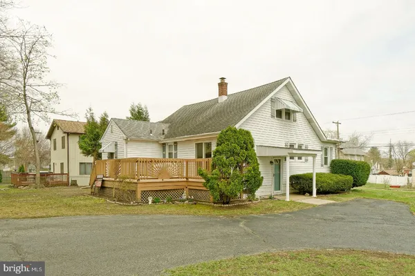 $379,900 | 102 Woodlynne Avenue, Pitman, NJ 08071