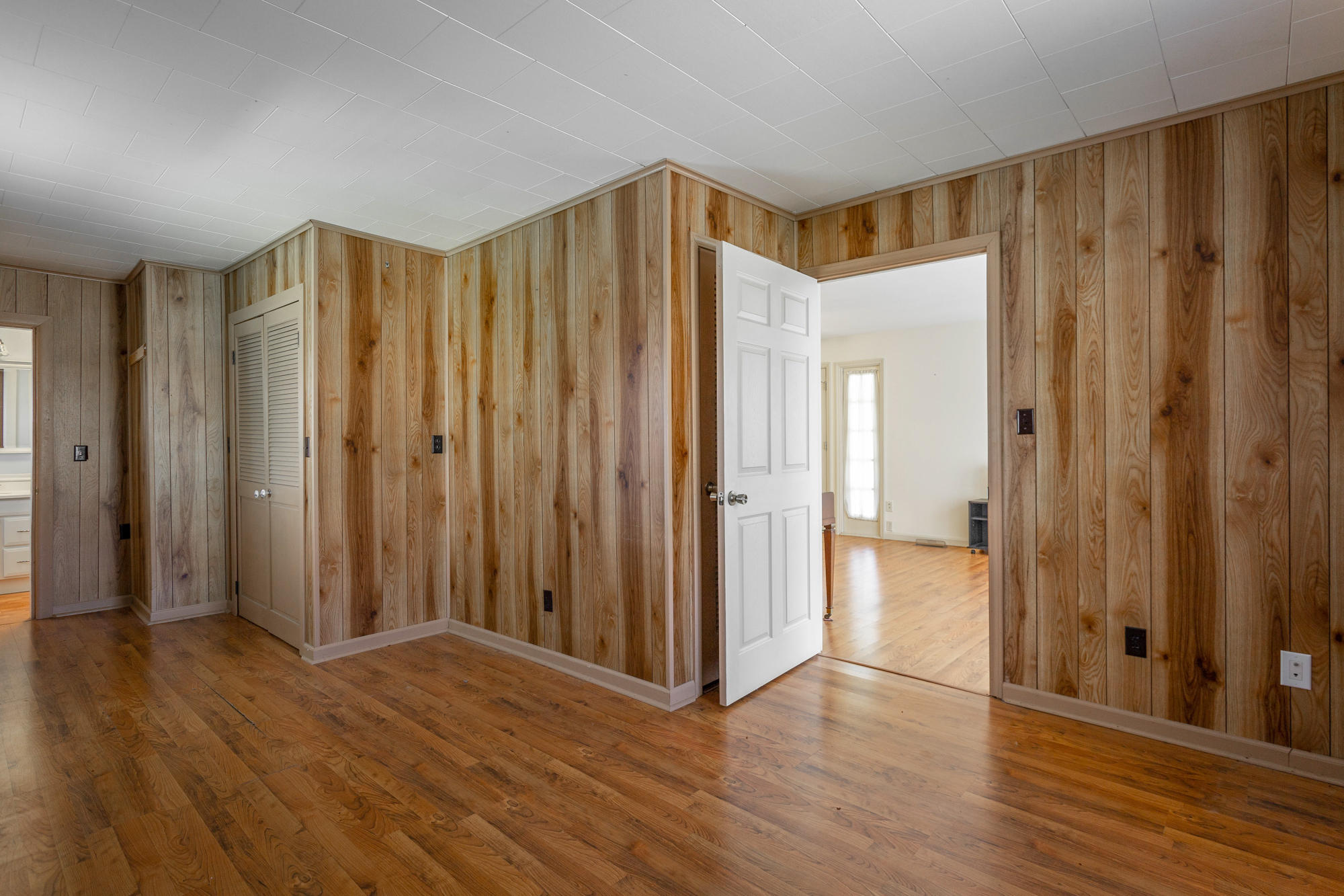 705 Dripping Springs Road LaFayette, GA 30728 - Photo 23 of 97 Master Bedroom