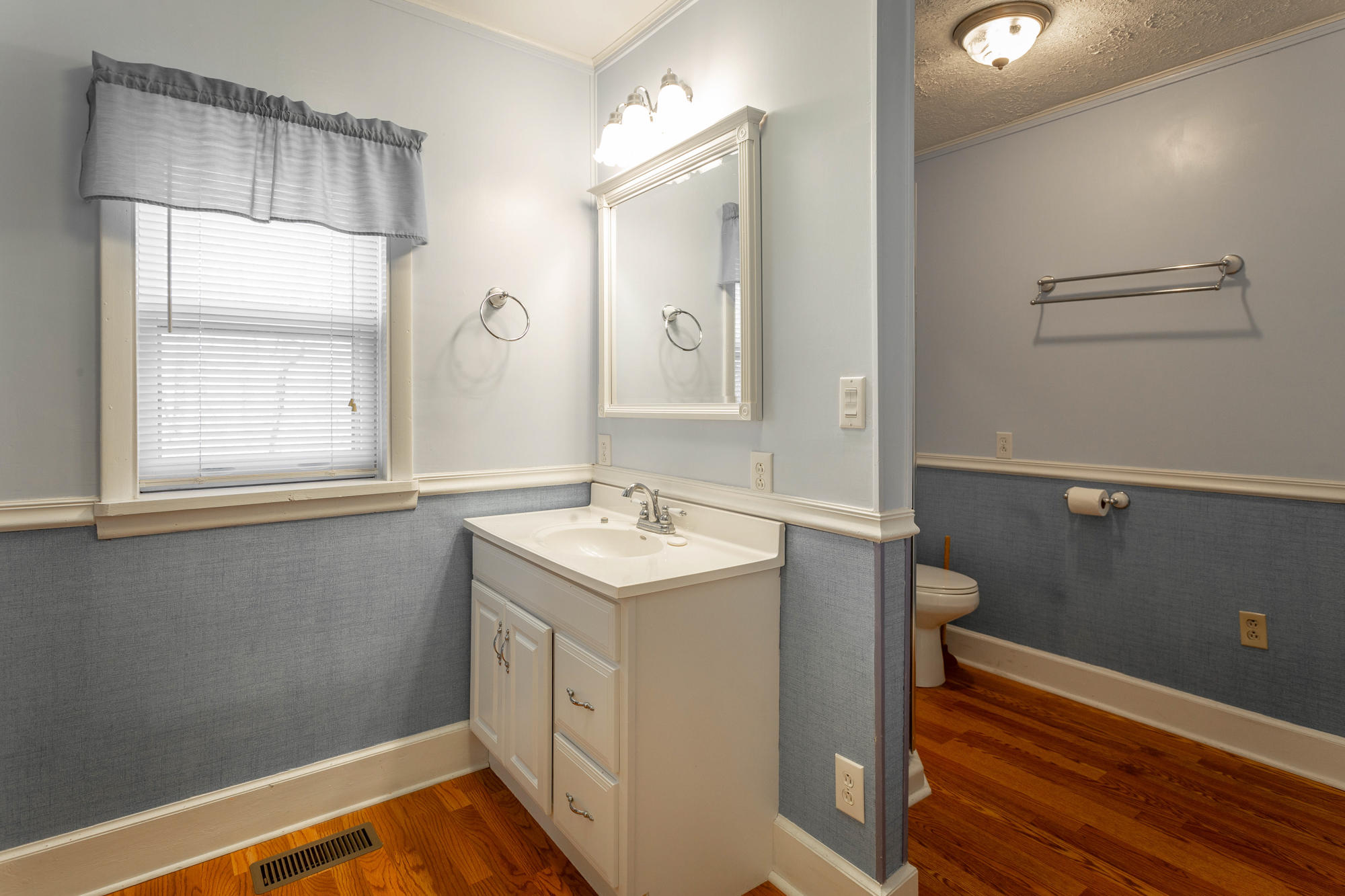705 Dripping Springs Road LaFayette, GA 30728 - Photo 26 of 97 Master Bath
