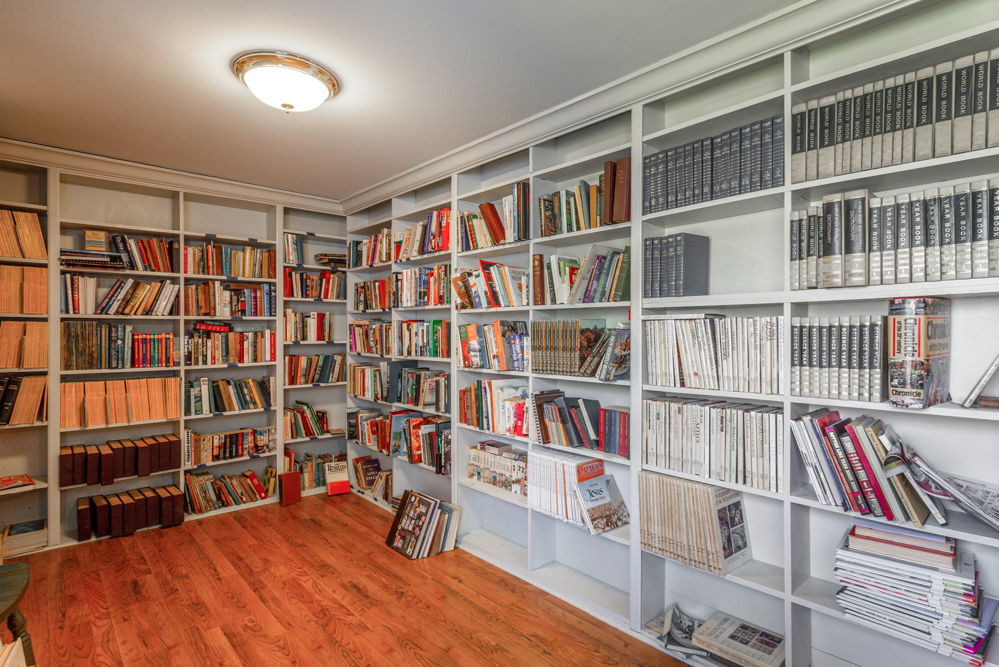 705 Dripping Springs Road LaFayette, GA 30728 - Photo 37 of 97 Built in Book Case