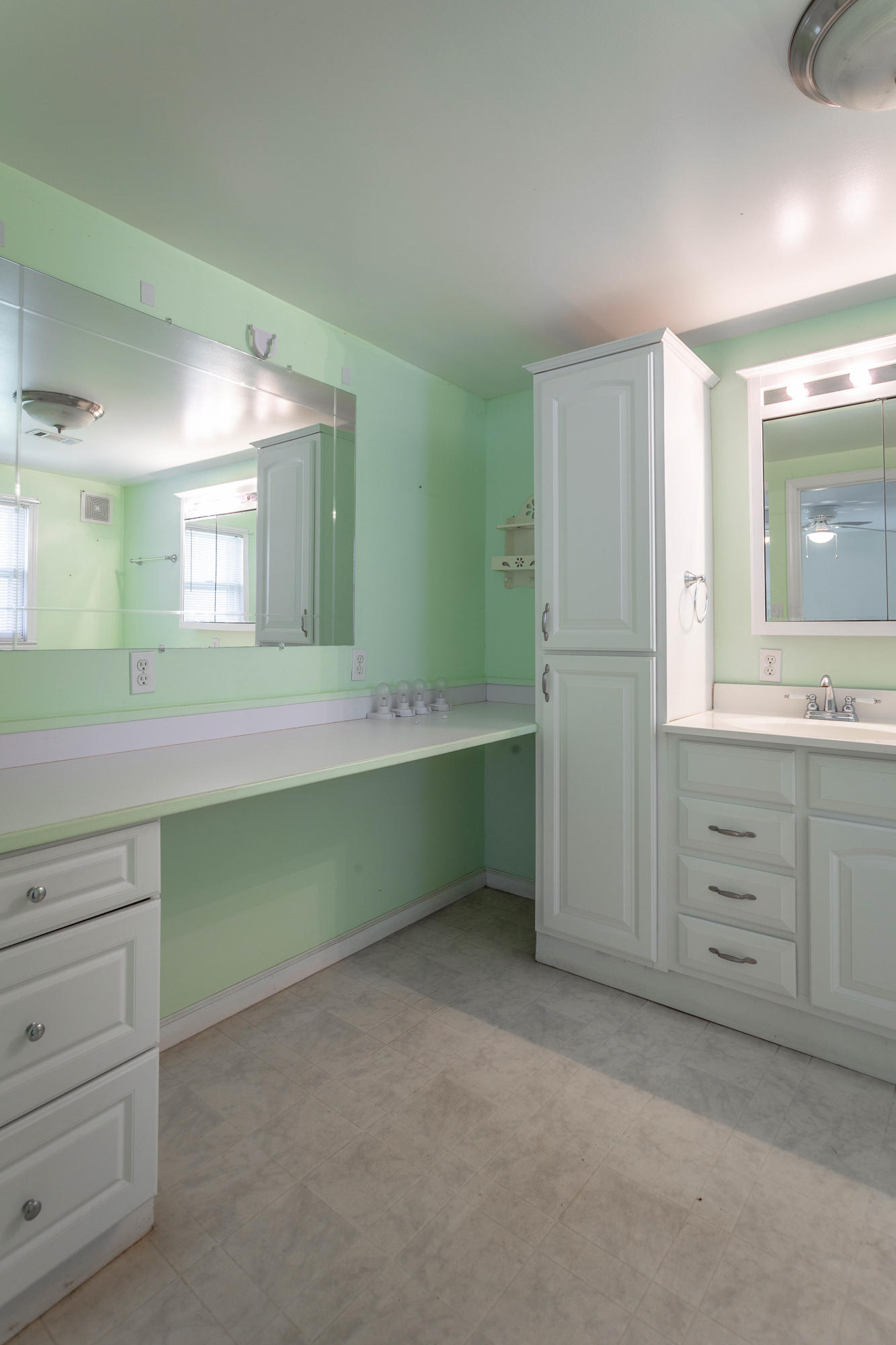 705 Dripping Springs Road LaFayette, GA 30728 - Photo 48 of 97 Full Bath