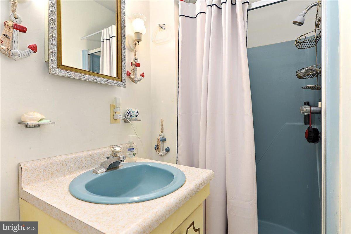 8906 Rusty Anchor Road, Unit 209 Ocean City, MD 21842 - Photo 16 of 25