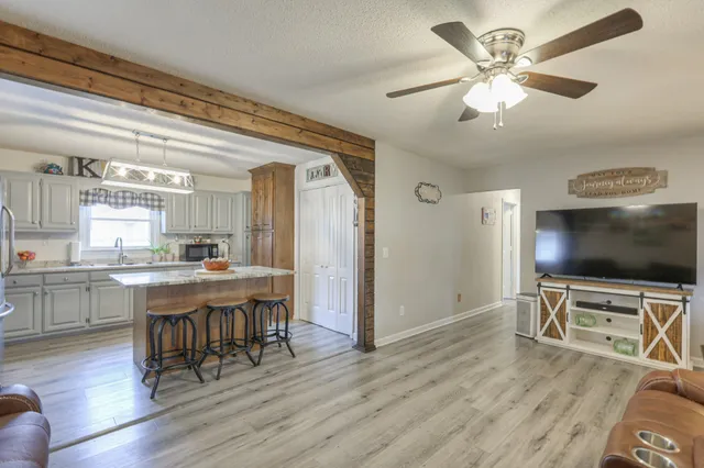 $349,900 | 636 Warner Bridge Road, Shelbyville, TN 37160